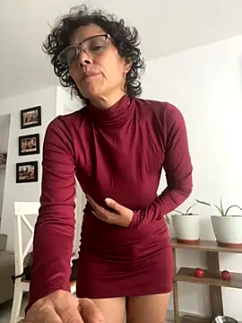 Snapshot of MireyaTorresGu chatting on October 9, 2025, 1:44 pm MireyaTorresGu online show from October 9, 2025, 1:44 pm