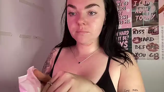 Snapshot of yorkshiregal chatting on February 16, 2026, 7:51 am yorkshiregal online show from February 16, 2026, 7:51 am