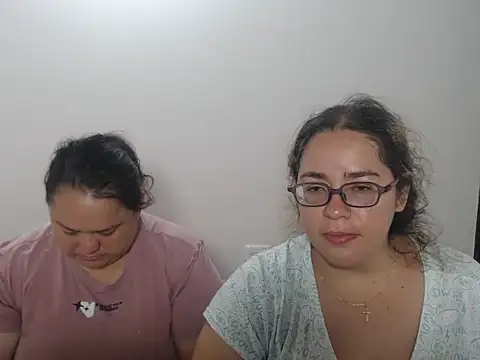 Snapshot of dirtys_games_play chatting on October 7, 2025, 1:23 pm dirtys games play online show from October 7, 2025, 1:23 pm