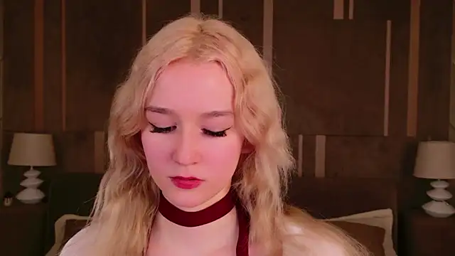 NaomiLoys online show from March 22, 2025, 10:48 pm