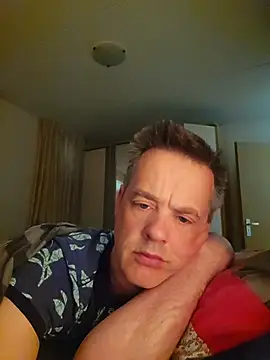 Snapshot of Hectorthyssen1 chatting on May 2, 2026, 7:24 am Hectorthyssen1 online show from May 2, 2026, 7:24 am