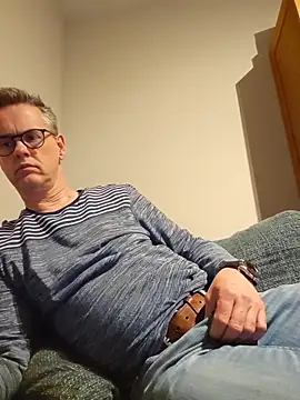 Snapshot of Hectorthyssen1 chatting on April 25, 2026, 10:07 pm Hectorthyssen1 online show from April 25, 2026, 10:07 pm