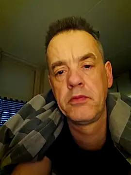 Hectorthyssen1 online show from March 15, 2025, 6:25 am