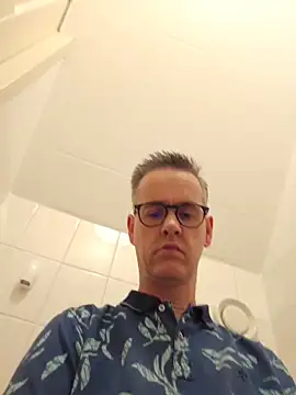 Snapshot of Hectorthyssen1 chatting on May 31, 2026, 8:31 pm Hectorthyssen1 online show from May 31, 2026, 8:31 pm