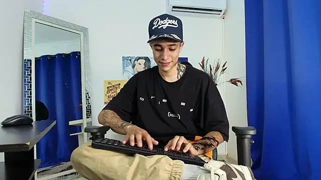 Zacktk7 online show from March 19, 2025, 8:22 pm