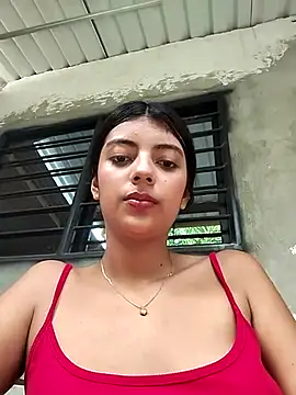 Snapshot of Baby_Niels chatting on February 22, 2025, 7:47 pm Baby Niels online show from February 22, 2025, 7:47 pm