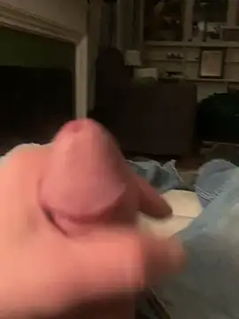 Snapshot of willcumforu chatting on February 1, 2025, 4:24 am willcumforu online show from February 1, 2025, 4:24 am