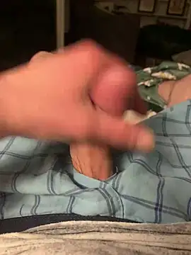 Snapshot of willcumforu chatting on February 3, 2025, 4:35 am willcumforu online show from February 3, 2025, 4:35 am