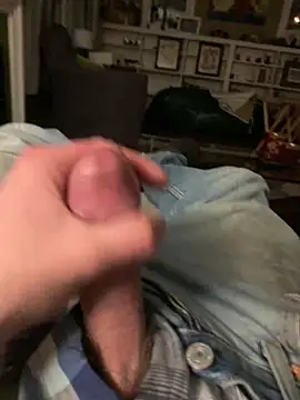 Snapshot of willcumforu chatting on January 19, 2025, 4:54 am willcumforu online show from January 19, 2025, 4:54 am