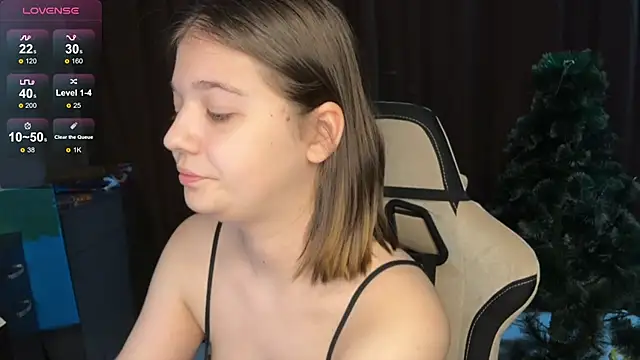 Snapshot of Leela_sun chatting on December 23, 2024, 4:06 pm Leela sun online show from December 23, 2024, 4:06 pm