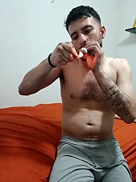 jhonyhot9292 online show from November 1, 2025, 6:41 am