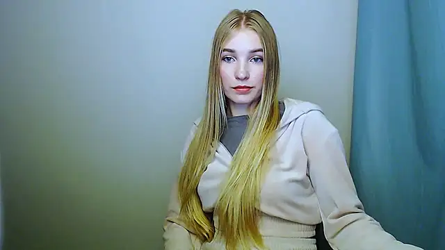 Snapshot of Queen_ofLove chatting on November 28, 2025, 11:38 pm Queen ofLove online show from November 28, 2025, 11:38 pm