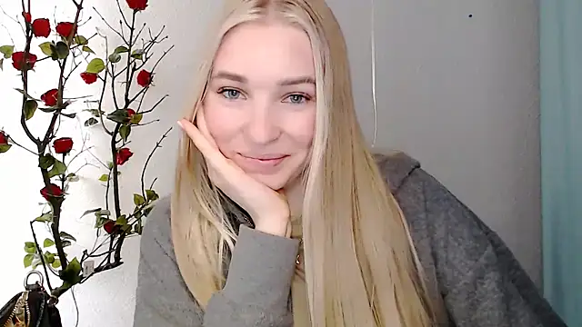 Queen ofLove online show from April 9, 2026, 12:33 pm