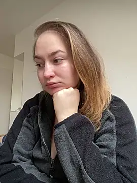 Snapshot of VirginiaWilliam chatting on January 14, 2025, 11:42 am VirginiaWilliam online show from January 14, 2025, 11:42 am