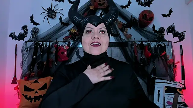 Snapshot of vanessa_moka chatting on November 2, 2025, 11:59 am vanessa moka online show from November 2, 2025, 11:59 am