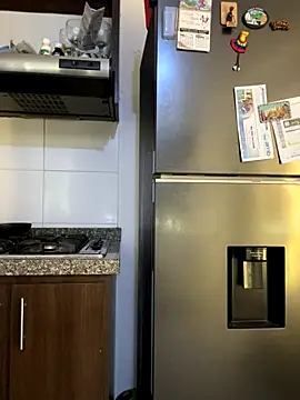 paulette karim1 online show from November 21, 2025, 3:44 pm