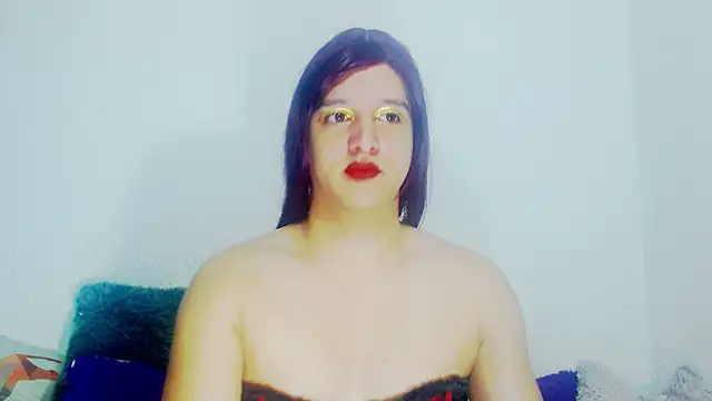 Snapshot of alexandrasexy32 chatting on April 19, 2026, 10:45 pm alexandrasexy32 online show from April 19, 2026, 10:45 pm