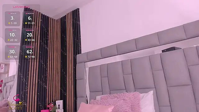 Snapshot of vivianne_scott chatting on February 24, 2026, 12:06 pm vivianne scott online show from February 24, 2026, 12:06 pm