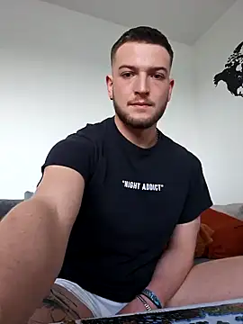 Snapshot of Sexynoah chatting on January 29, 2025, 12:45 pm Sexynoah online show from January 29, 2025, 12:45 pm