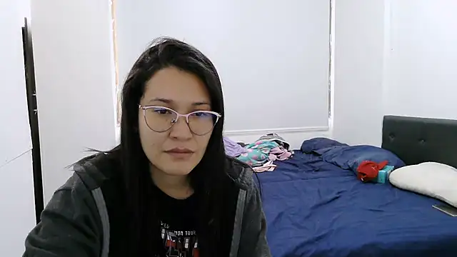 Snapshot of luxandracon23 chatting on October 1, 2025, 6:34 pm luxandracon23 online show from October 1, 2025, 6:34 pm