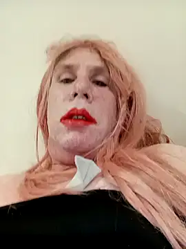 Snapshot of yourwhitesissyslut chatting on May 29, 2026, 7:42 pm yourwhitesissyslut online show from May 29, 2026, 7:42 pm