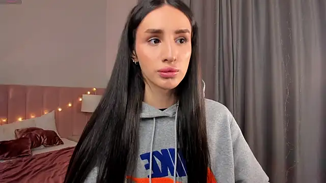 Snapshot of Kim_Oberlin_ chatting on January 13, 2026, 4:22 pm Kim Oberlin online show from January 13, 2026, 4:22 pm