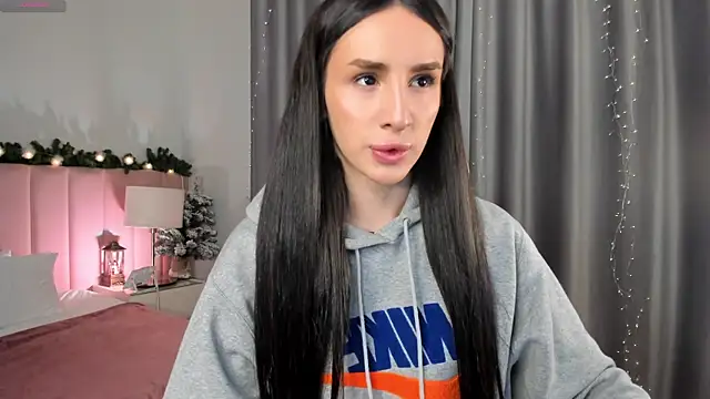 Snapshot of Kim_Oberlin_ chatting on January 10, 2026, 11:38 am Kim Oberlin online show from January 10, 2026, 11:38 am