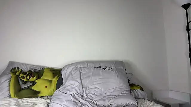 Kim Oberlin  online show from March 10, 2026, 4:11 pm