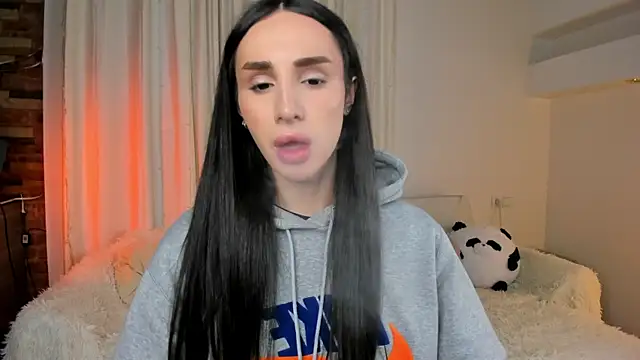 Snapshot of Kim_Oberlin_ chatting on January 7, 2026, 11:15 am Kim Oberlin online show from January 7, 2026, 11:15 am