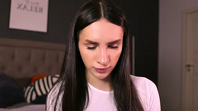 Snapshot of Kim_Oberlin_ chatting on October 26, 2025, 11:43 am Kim Oberlin online show from October 26, 2025, 11:43 am