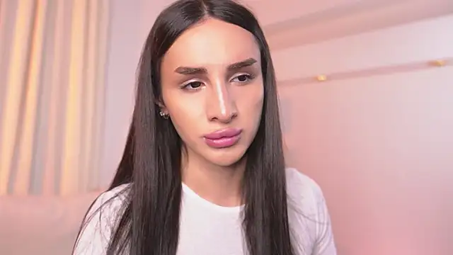 Snapshot of Kim_Oberlin_ chatting on October 11, 2025, 11:00 am Kim Oberlin online show from October 11, 2025, 11:00 am