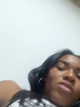 Snapshot of SophiaSmiiths_ chatting on March 11, 2025, 6:30 am SophiaSmiiths online show from March 11, 2025, 6:30 am