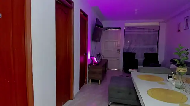 sweet sara2 online show from April 16, 2026, 2:40 pm