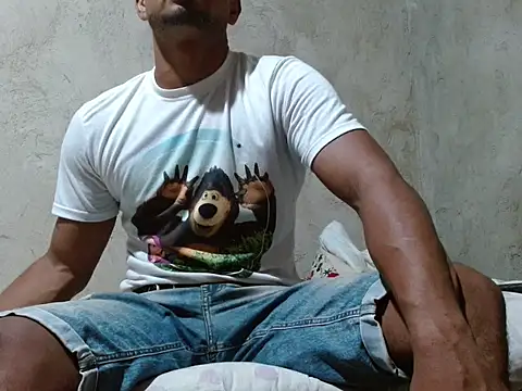 Snapshot of fernandez_latinblackk chatting on November 28, 2025, 2:01 am fernandez latinblackk online show from November 28, 2025, 2:01 am