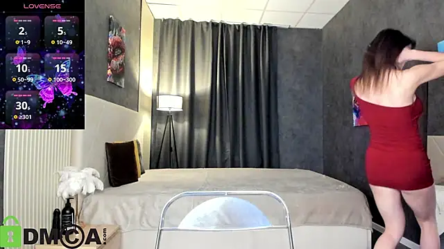 Snapshot of Beatrice_Brice chatting on December 4, 2025, 1:04 am Beatrice Brice online show from December 4, 2025, 1:04 am