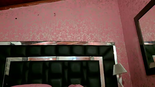 Sofia martiin online show from October 30, 2025, 3:05 am