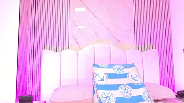 Snapshot of Sofia_martiin chatting on February 4, 2026, 3:12 am Sofia martiin online show from February 4, 2026, 3:12 am