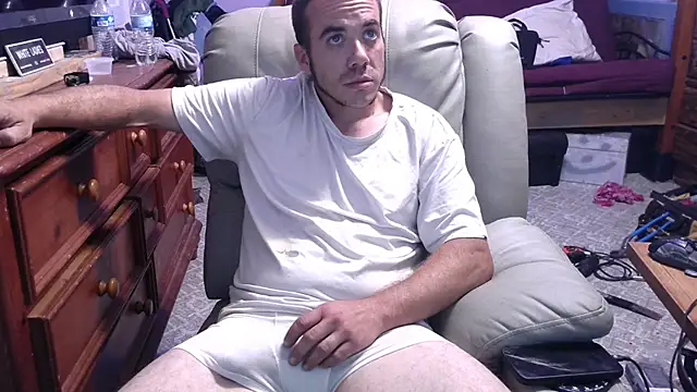 ScubaStevex online show from October 6, 2025, 5:41 am