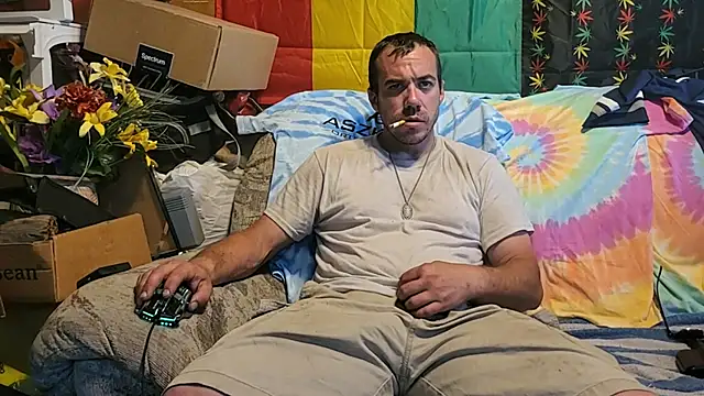 ScubaStevex online show from June 3, 2026, 4:44 pm