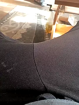 ich411983 online show from November 12, 2025, 9:57 am