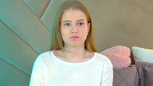 SelinSwarovski online show from March 8, 2026, 3:37 pm