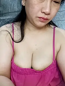 Snapshot of Basabetnga chatting on February 15, 2026, 8:08 pm Basabetnga online show from February 15, 2026, 8:08 pm