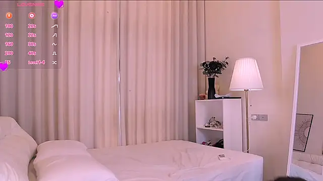 Snapshot of Melissa_Mone chatting on November 13, 2025, 4:16 am Melissa Mone online show from November 13, 2025, 4:16 am