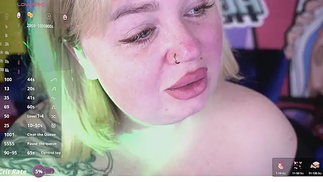 ZaraReignn online show from February 5, 2026, 8:59 pm