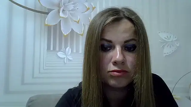 TinaFun4u online show from April 8, 2026, 8:10 pm