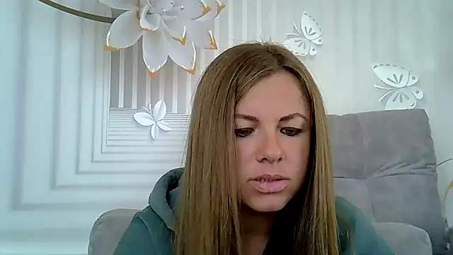 TinaFun4u online show from September 26, 2025, 9:05 am