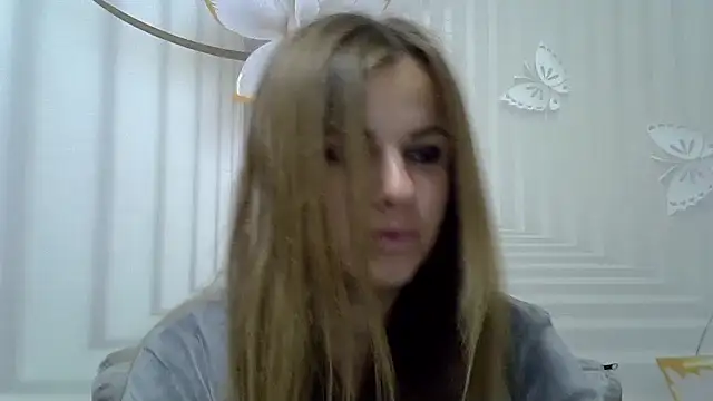 TinaFun4u online show from October 27, 2025, 9:05 pm