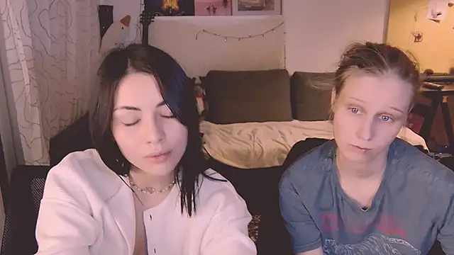 Snapshot of KatiKate chatting on February 26, 2025, 11:19 pm KatiKate online show from February 26, 2025, 11:19 pm