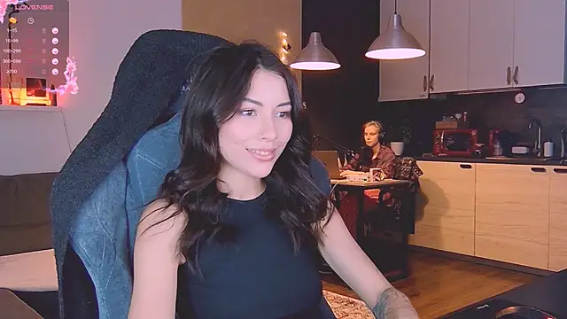 Snapshot of KatiKate chatting on October 29, 2025, 4:17 pm KatiKate online show from October 29, 2025, 4:17 pm