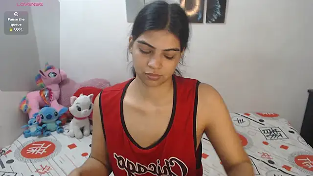 Snapshot of Pocahontas_Princess_ chatting on November 7, 2025, 1:37 pm Pocahontas Princess online show from November 7, 2025, 1:37 pm